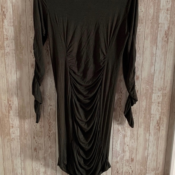 Stewart + Brown Hunter Green Dress - Picture 7 of 8